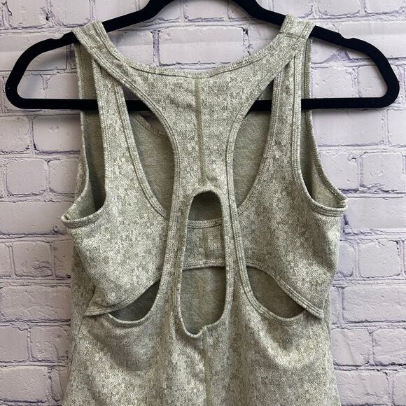 Gymshark Olive Green Marled Fleur Textured Athletic Tank Top Small Workout Gym - Picture 5 of 5